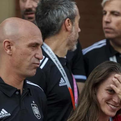 FIFA suspends Spain soccer boss after World Cup kiss