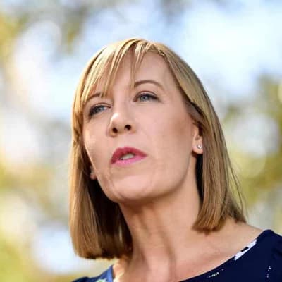 Minister ducks transport boss inquiry, cites convention