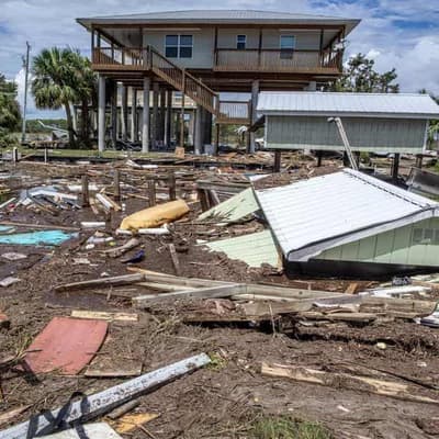 Florida recovers as ex-hurricane Idalia soaks Carolinas