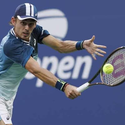 Merciless Medvedev ousts de Minaur from US Open