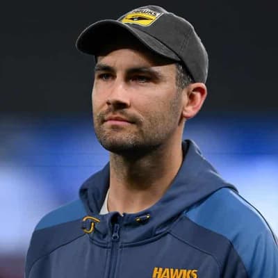 Injured Hawk Chad Wingard earns one-year deal