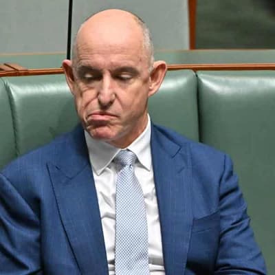 Former minister referred to anti-corruption commission