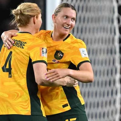 Matildas' Hunt joins PSG, Cooney-Cross to Arsenal