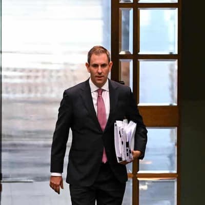 Treasurer to take fresh look at Future Fund