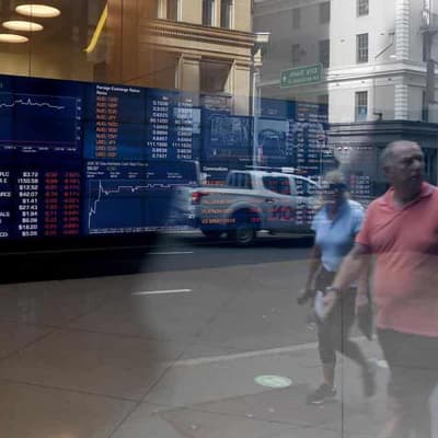 Australian shares rebound again to close up slightly