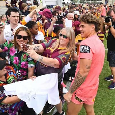 Broncos' Walsh reveals heartfelt text to 'enemy' Luai