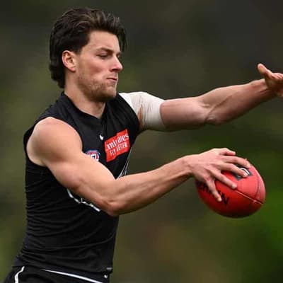 Magpies name Lipinski as sub, no changes for Lions