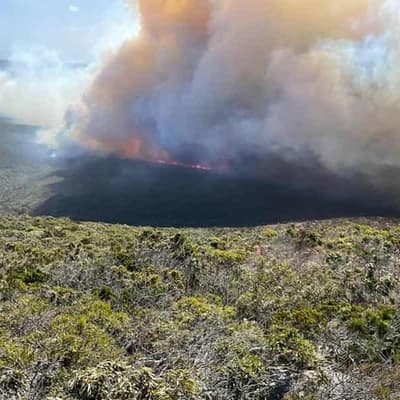 Rain slows fire but risk remains on Bass Strait island