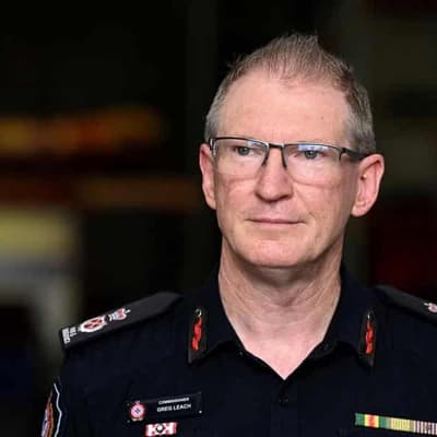 Qld fire chief leaving after 'the toughest of times'