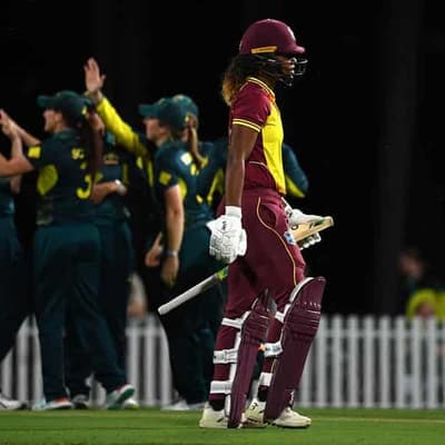 Matthews threatens before Aussies clinch T20 series