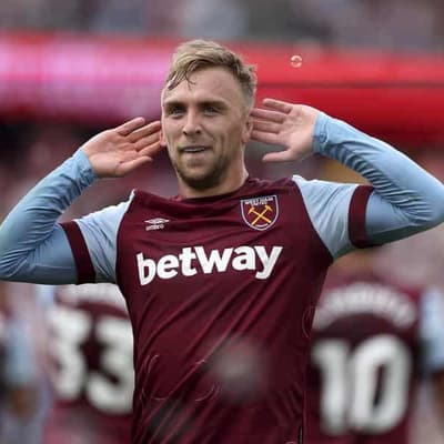 England hot-shots Bowen, Watkins could face Socceroos