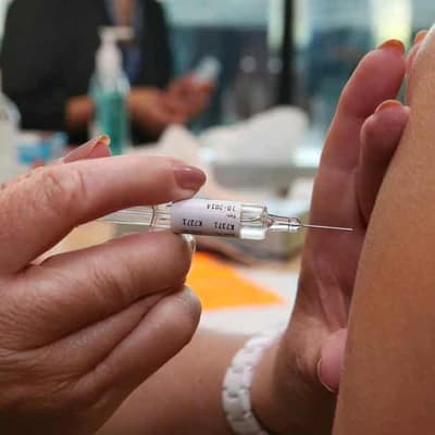 Mass flu jabs urged for NSW to save 500 lives annually