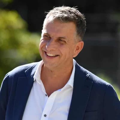 Liberal factions ready for brawl over free Senate spot