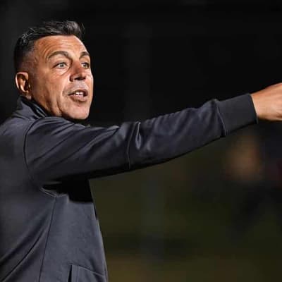 Aloisi hailed for kickstarting Brisbane Roar revival