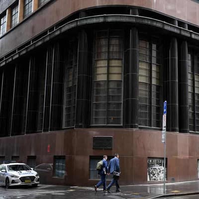 Virgin gamer jailed over hammer attack on sex worker