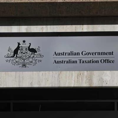 Talks begin on looming pay day super changes