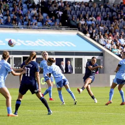 Sam Kerr returns as Chelsea draw with City