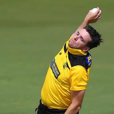 Jhye Richardson in hot return as WA crush Victoria