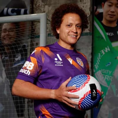 Injured Mustafa Amini overlooked for Glory captaincy