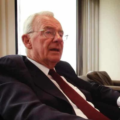 PMs pay tribute to 'architect of Medicare' Bill Hayden