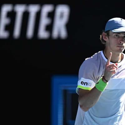 De Minaur in action on day one of summer of tennis