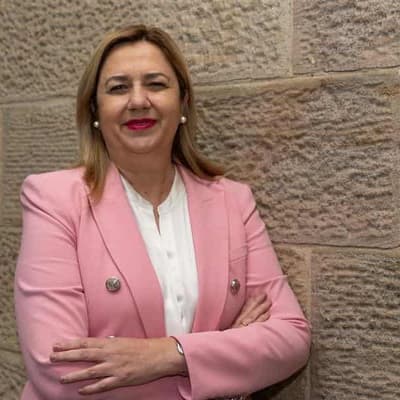 Palaszczuk full-term pledge as poll pressure mounts