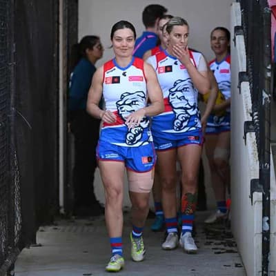 Bulldogs conquer Eagles to seize first AFLW win