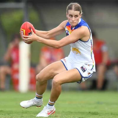 Hawks' Bates, Bodey shut down Power in AFLW