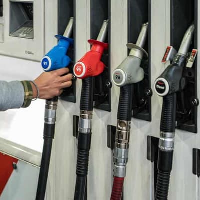 Report pokes holes in fuel company plans for net zero