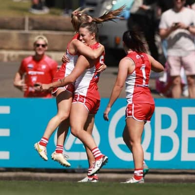 Swans sail past Dockers to clinch AFLW finals berth