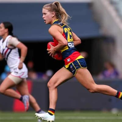 Six stars to return for AFLW pacesetters Adelaide