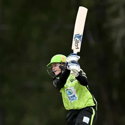 Thunder strike statement WBBL win over Brisbane Heat