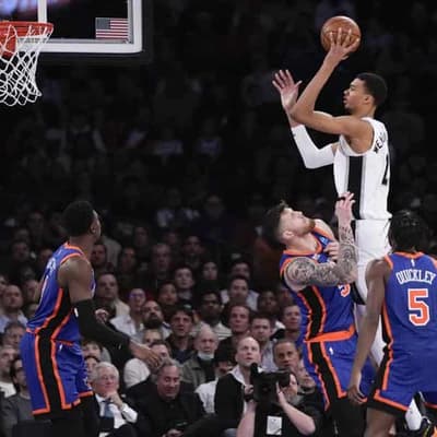 Wembanyama flops at Garden in Spurs' loss to Knicks