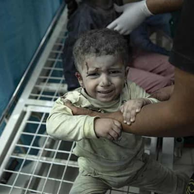 Gaza hospital 'not functioning' amid Israeli assault