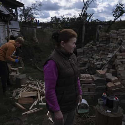 Ukrainians told to prepare for Russian winter onslaught