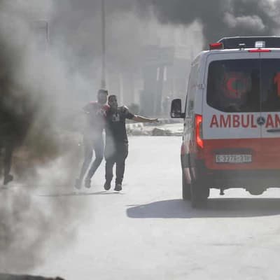 Hospital video isn’t proof of Palestinian ‘crisis actors’