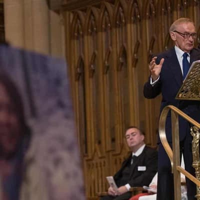 'My lucky star': Bob Carr farewells wife Helena