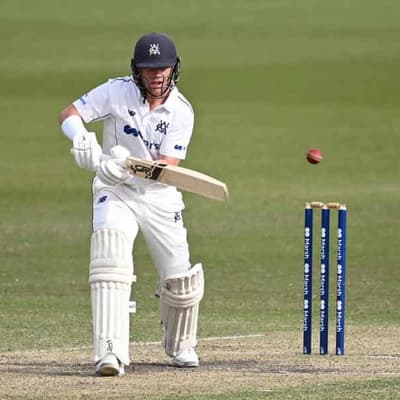 Vics crawl on tricky Shield pitch against Queensland