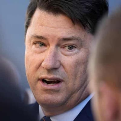 Rugby Australia chair Hamish McLennan ousted