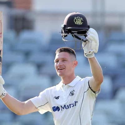 Bancroft 'improved' as battle to follow Warner heats up