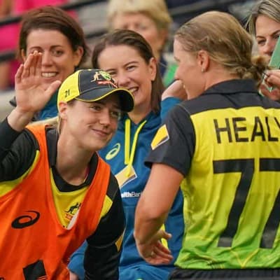 Perry sees Healy as Lanning's captaincy successor