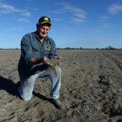 Digging in to improve Australia's poor soil health