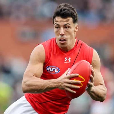 Shiel sidelined over summer, Bombers recruits on mend