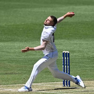Victoria close in on Shield win over South Australia